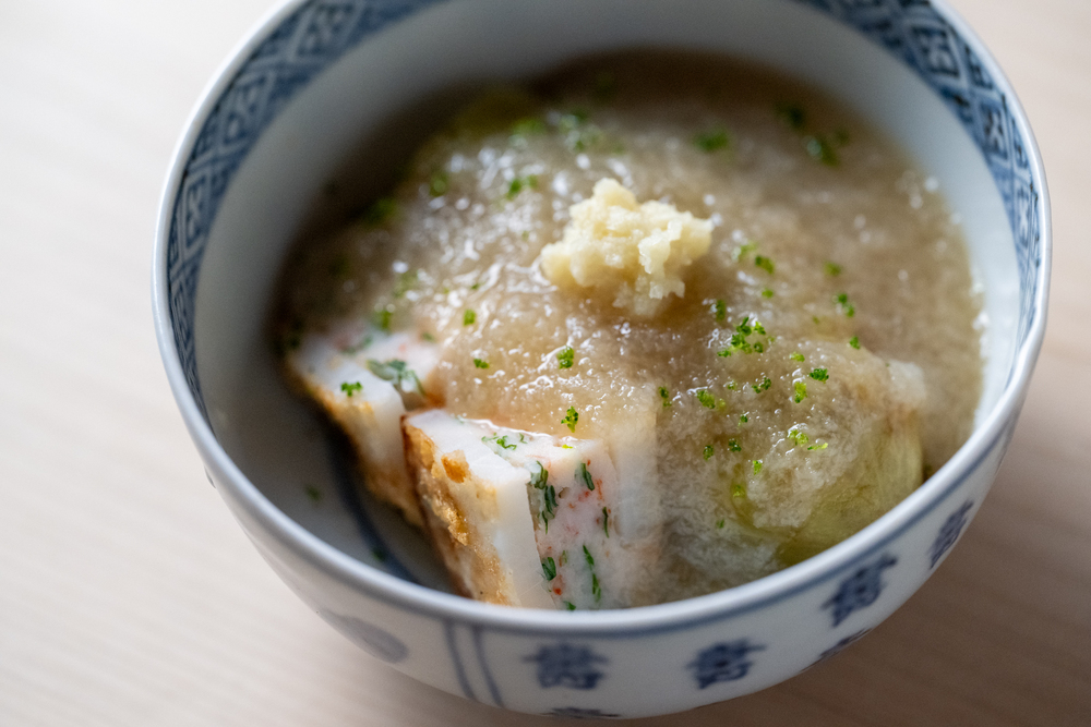 東京『懐石 小室』のはすのみぞれあんかけ