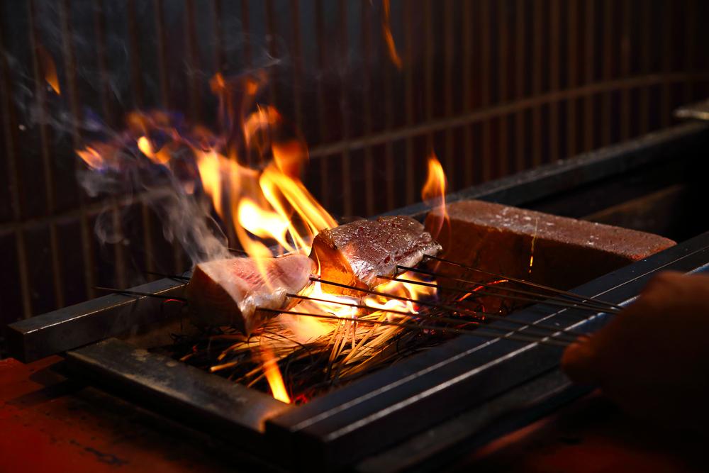カツオの炭火焼き