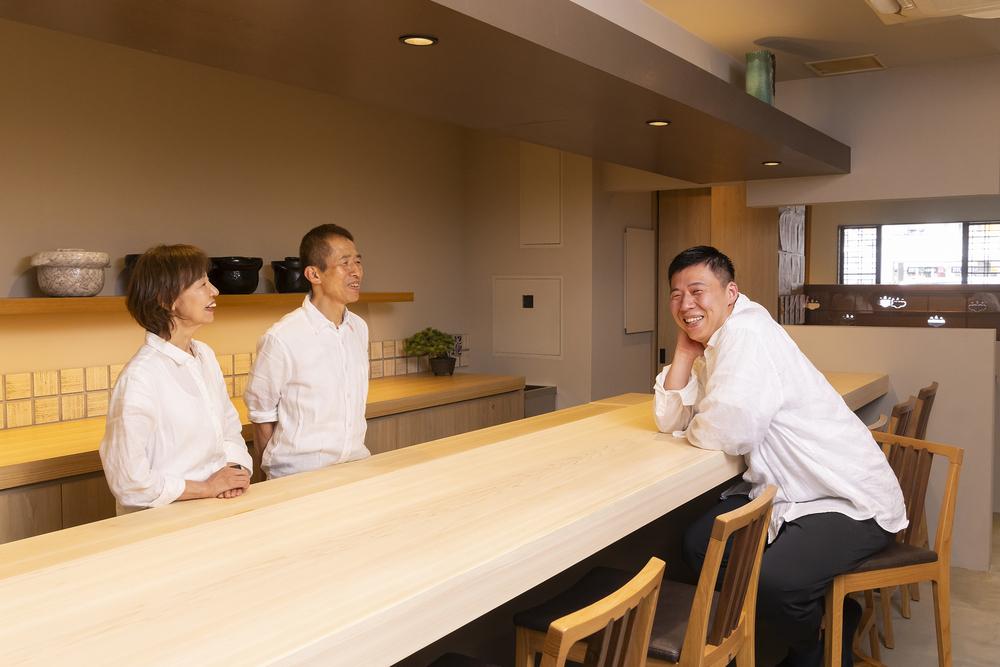 『うお佐』店内
