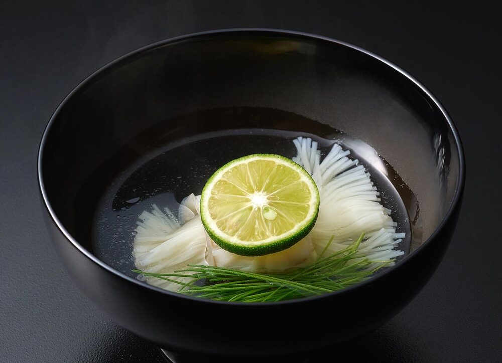 『旬菜 喜いち』の「あこう素麺包み蒸し」